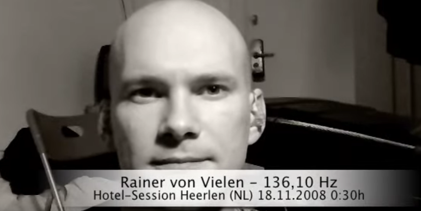 Rainer von Vielen – 136,10 Hz
