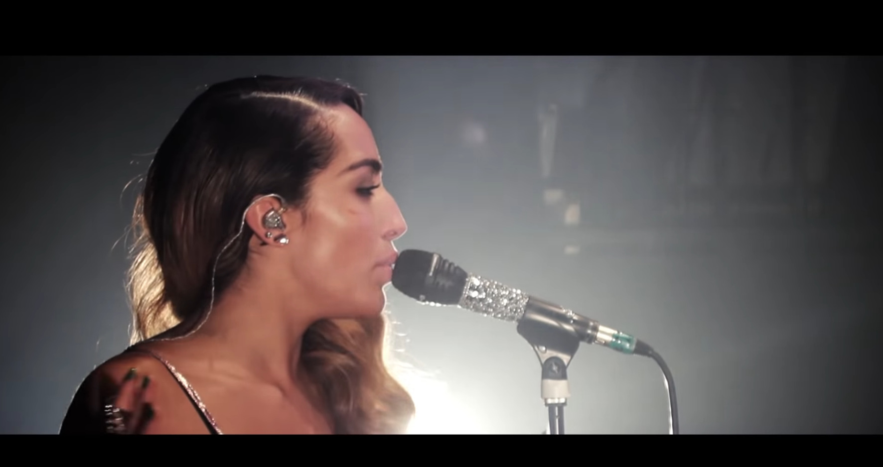 Delilah – Love You So [Live from KOKO London]